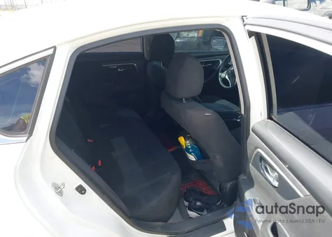 2014 Nissan Altima 2.5 S z USA, uszkodzony, nr VIN 1N4AL3AP7EN357569